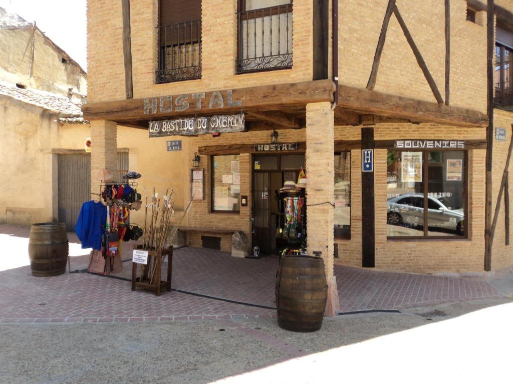 Hostal La Bastide Du Chemin Sahagun Exterior photo