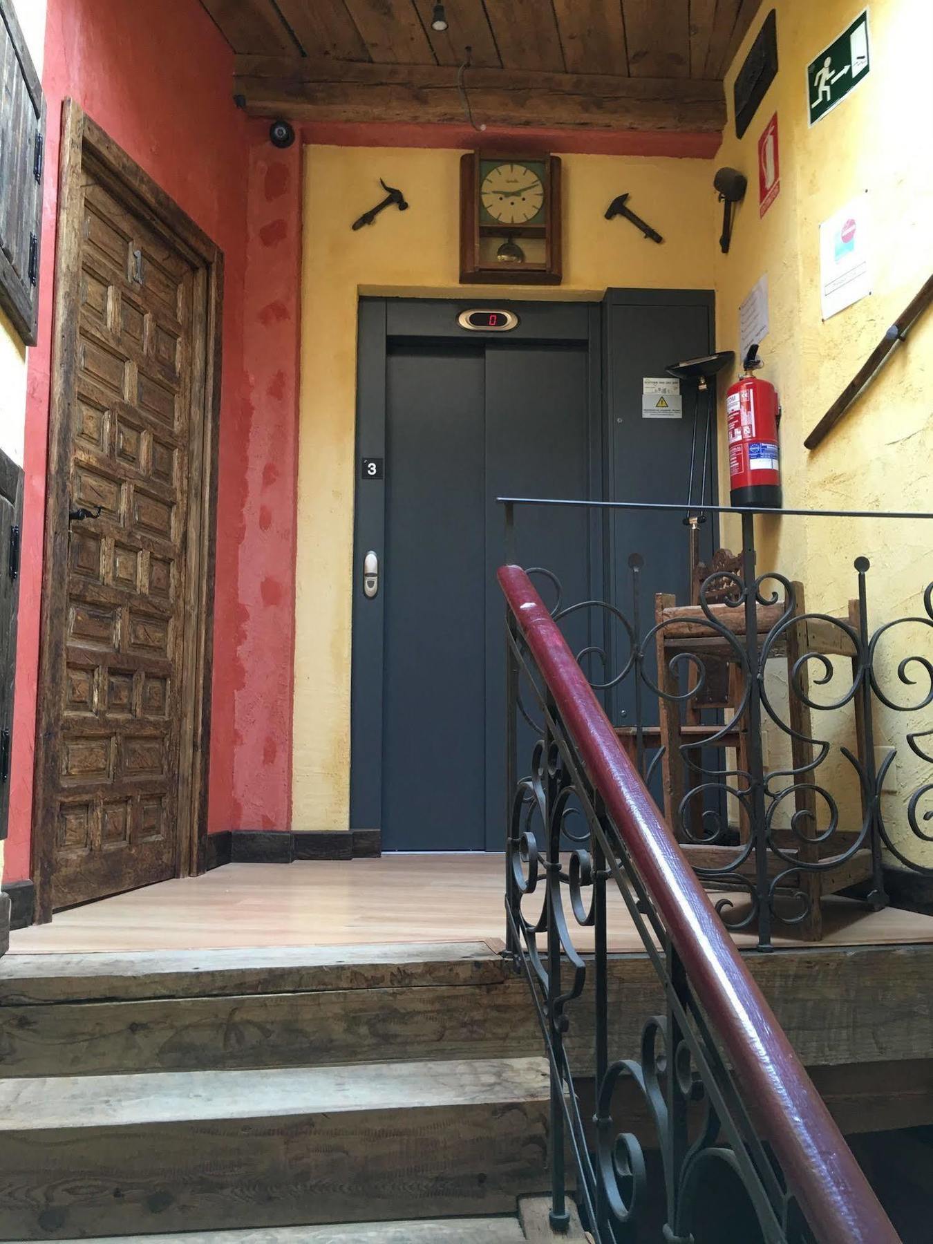 Hostal La Bastide Du Chemin Sahagun Exterior photo